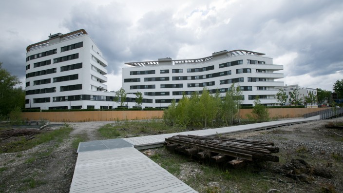 704x396.jpg