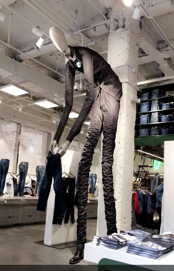 Slendermanikin.jpg