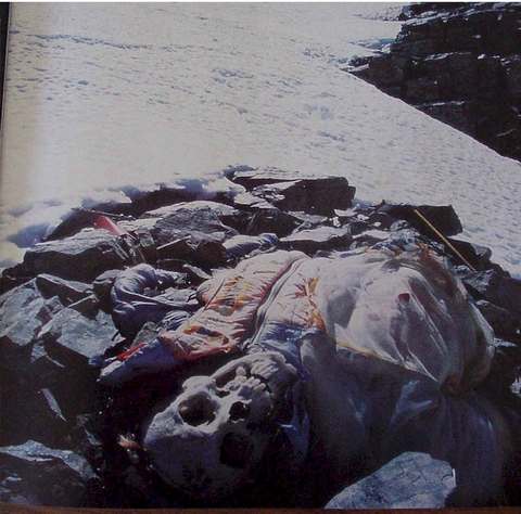 Everest-corpse6.jpg