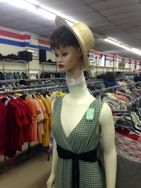 M long neck.jpg