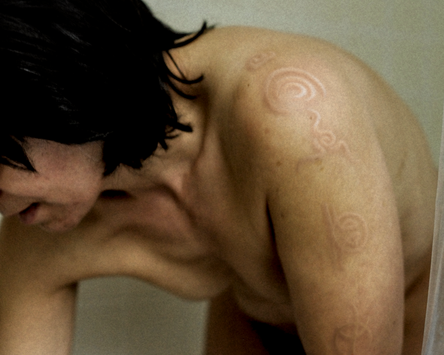 shoulderworms.png