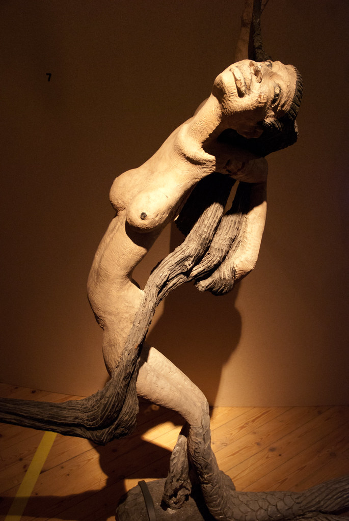 statue.jpg
