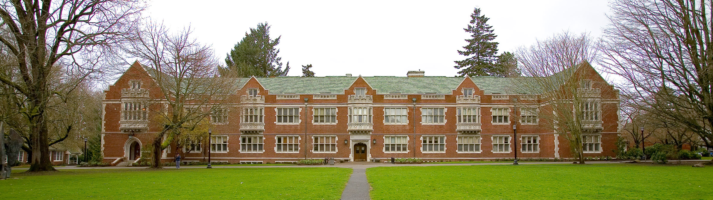 EliotHallReedCollege.jpg